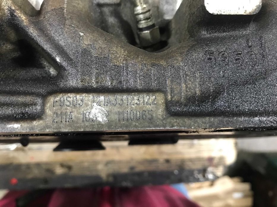 ГБЦ головка блока Renault Trafic Laguna MK2 Scenic 1.9 DIESEL.