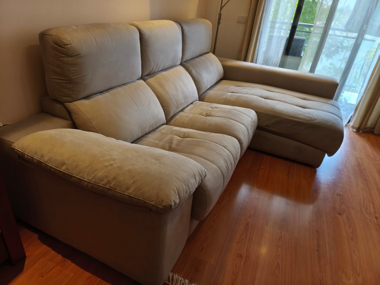 Sofá c/chaise longue JOM Clara IMPECÁVEL