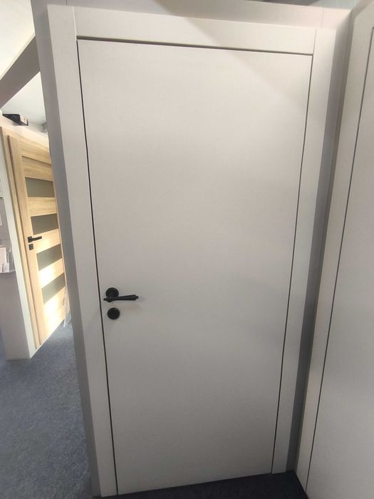 Drzwi wewnętrzne , skrzydła z demontażu wystawki RADOM. + ościeżnice