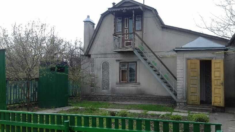 Будинок і земельна ділянка в селі Хрещатик Черкаська область