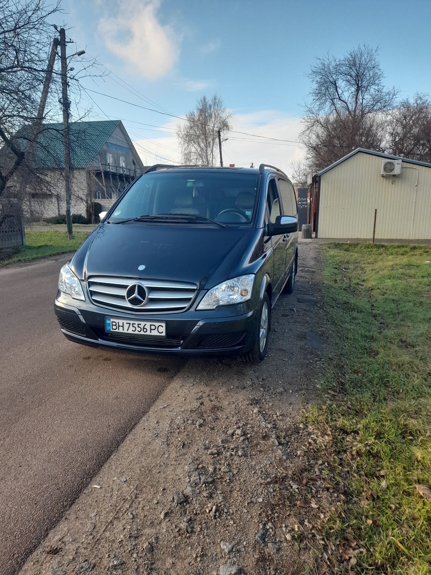 Мерседес виано продам