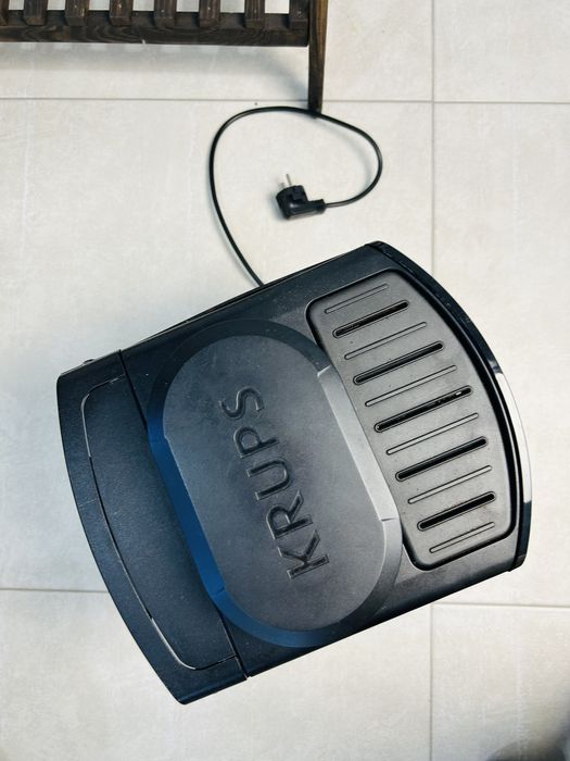 Кавомашина Krups AE8100 series