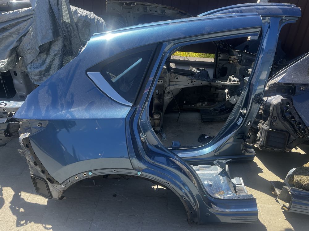 Четверть Мазда сх5 сх3 крило Mazda cx5 cx3 стойка