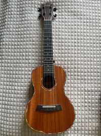 ukulele koncertowe Sqoe