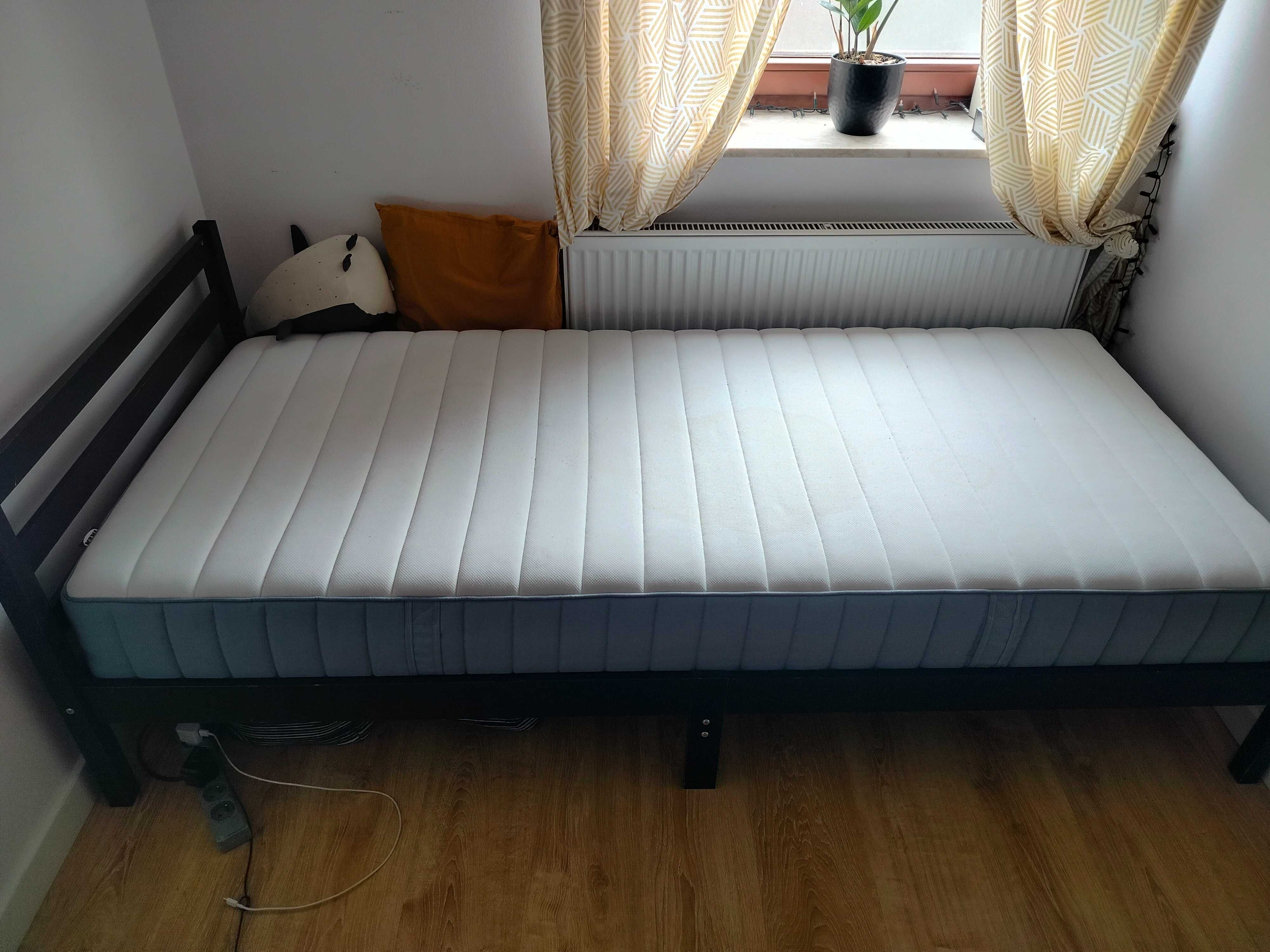 Łóżko Ikea +materac 90x200cm