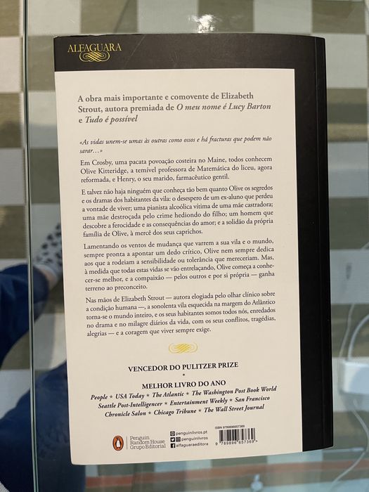 Livro Olive Kitteridge de Elizabeth Strout