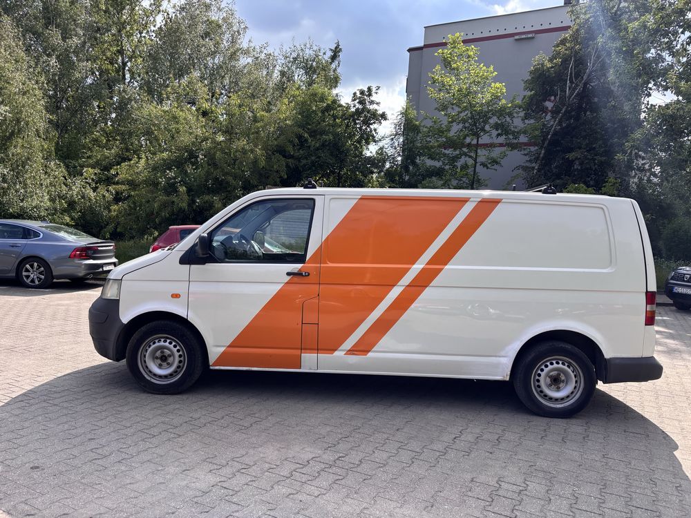 Vookswagen Transporter T5 2004r 1.9 TDI 105km LONG