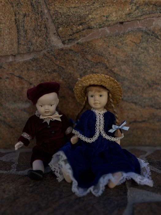 Bonecas de porcelana