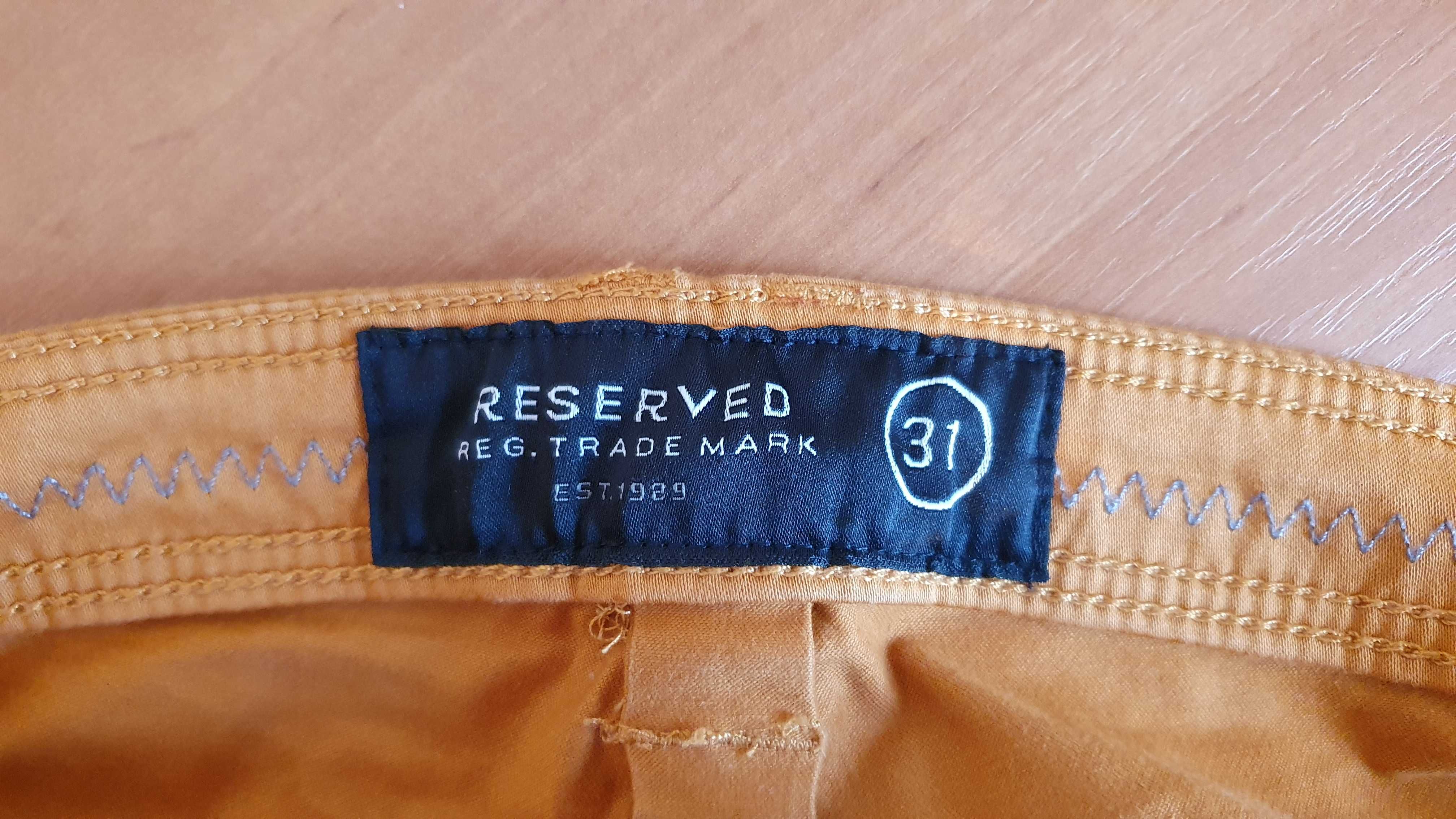 Spodnie Reserved