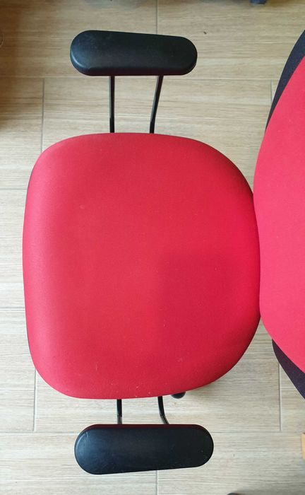 Fotel biurowy krzesło obrotowe dla dziecka Nowy Styl model Ministyle