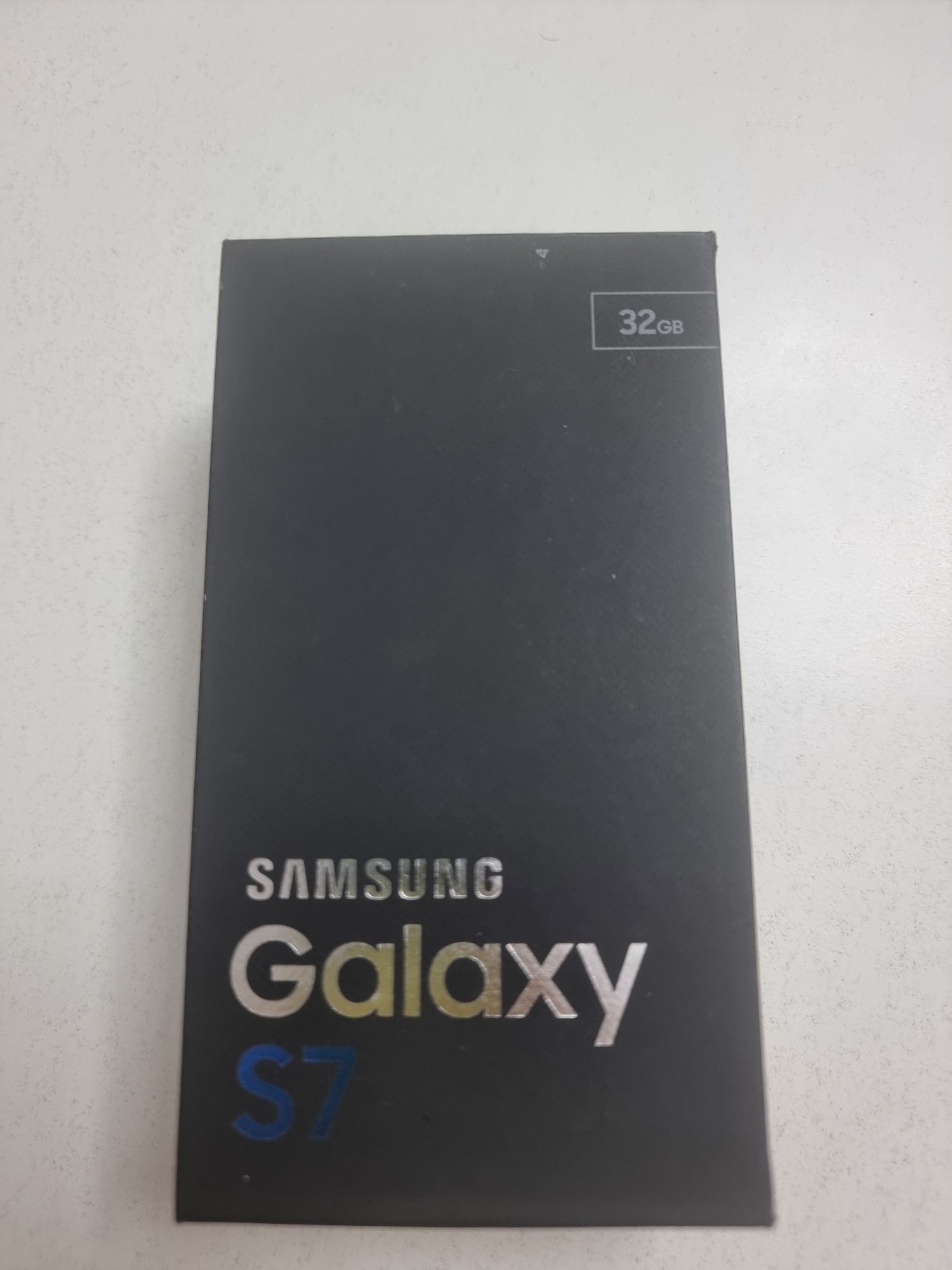 Смартфон Samsung Galaxy S7 G930 Black 5.1" 4/32 GB 3000 mAh