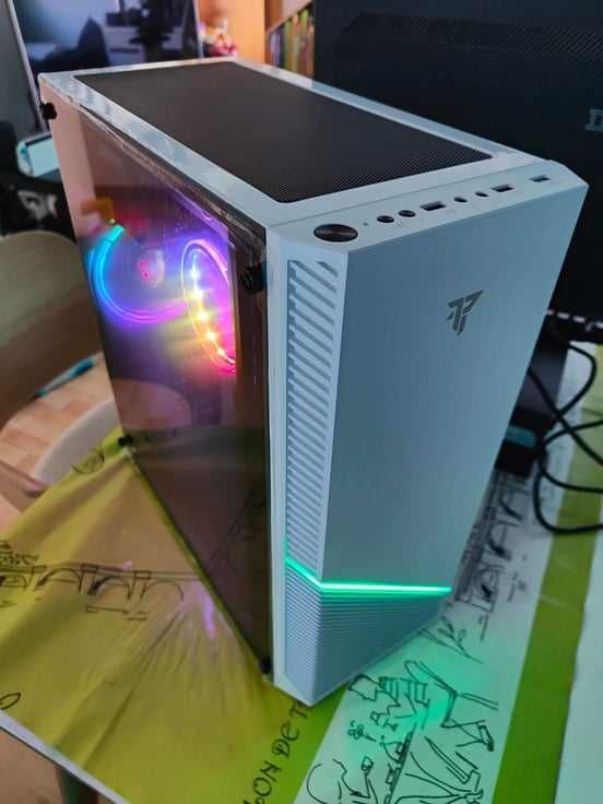 PC Gamer | NVIDIA GTX 1070 | 32GB DDR4 | CPU Nível i7 | 14 Núcleos