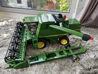 Bruder kombajn john deere 02132