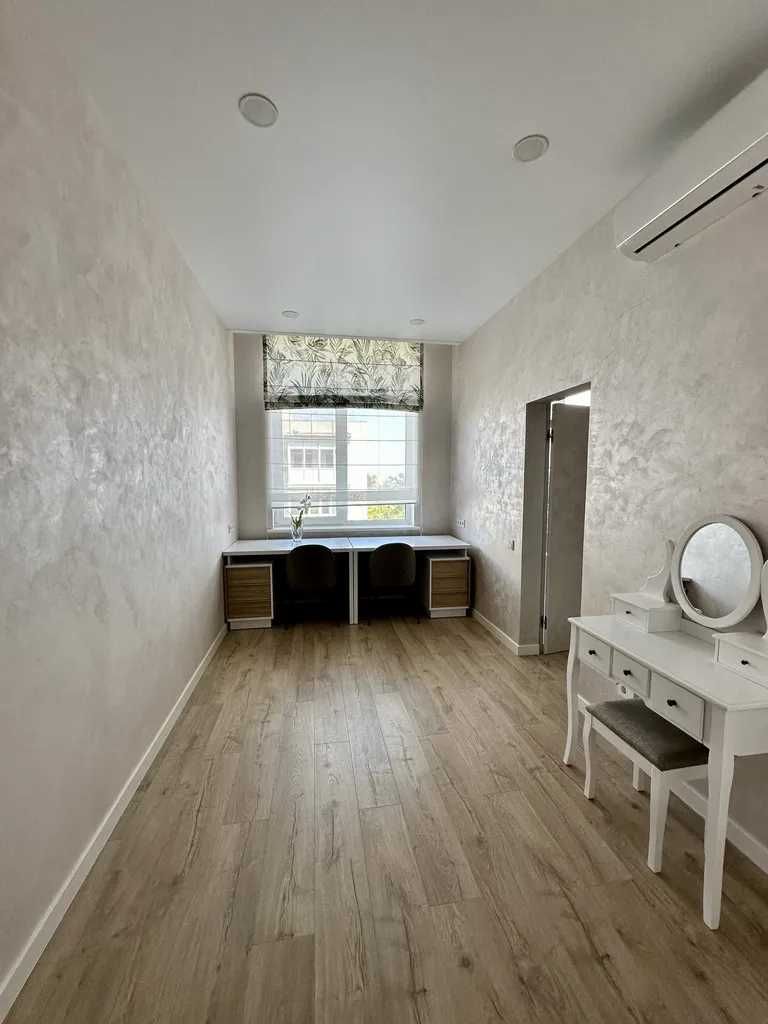 Продам 3к ЖК Comfort City пр Александра Поля