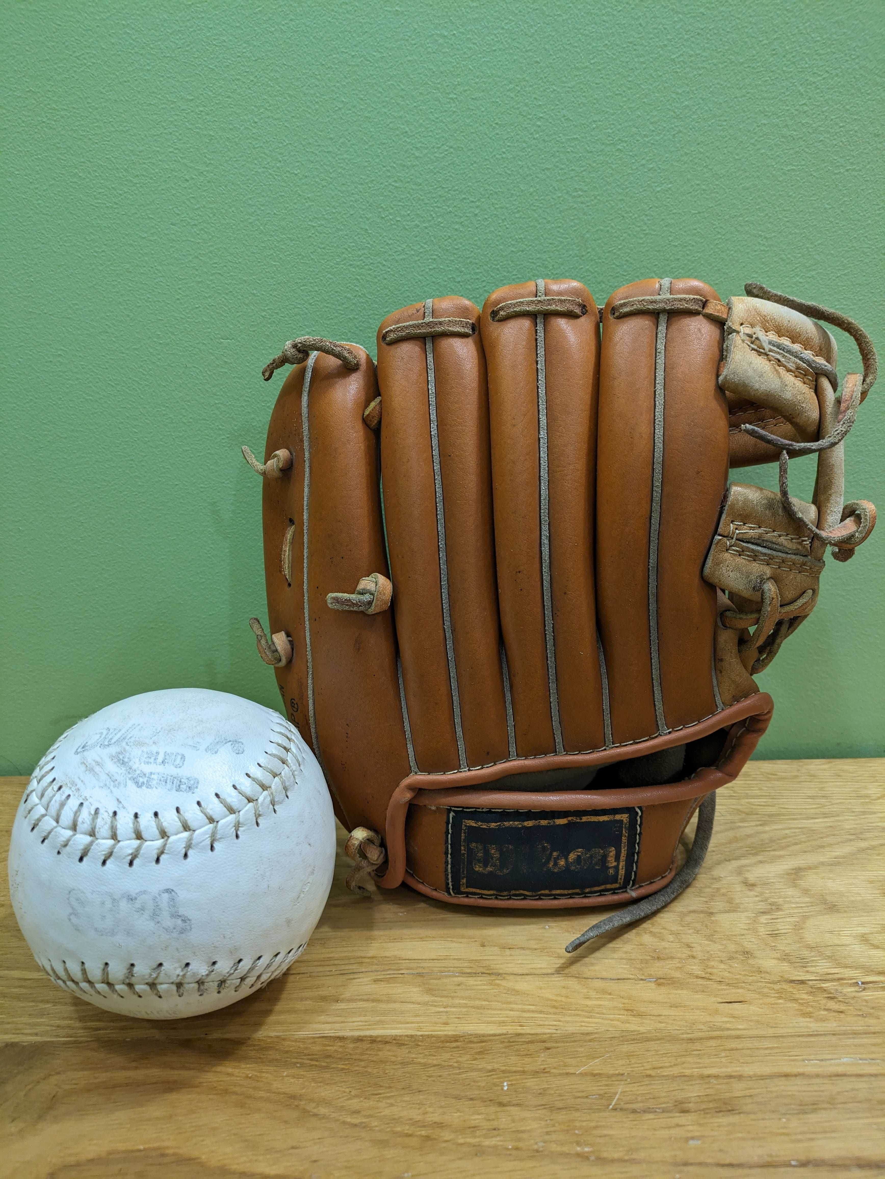 Бейсбольная перчатка/ловушка/лапа WILSON A2295 TAIWAN +мяч