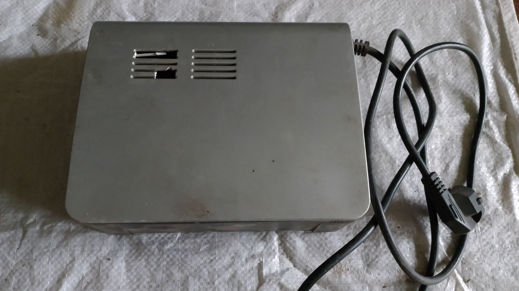 Mustek PowerMust 745 plus 450w