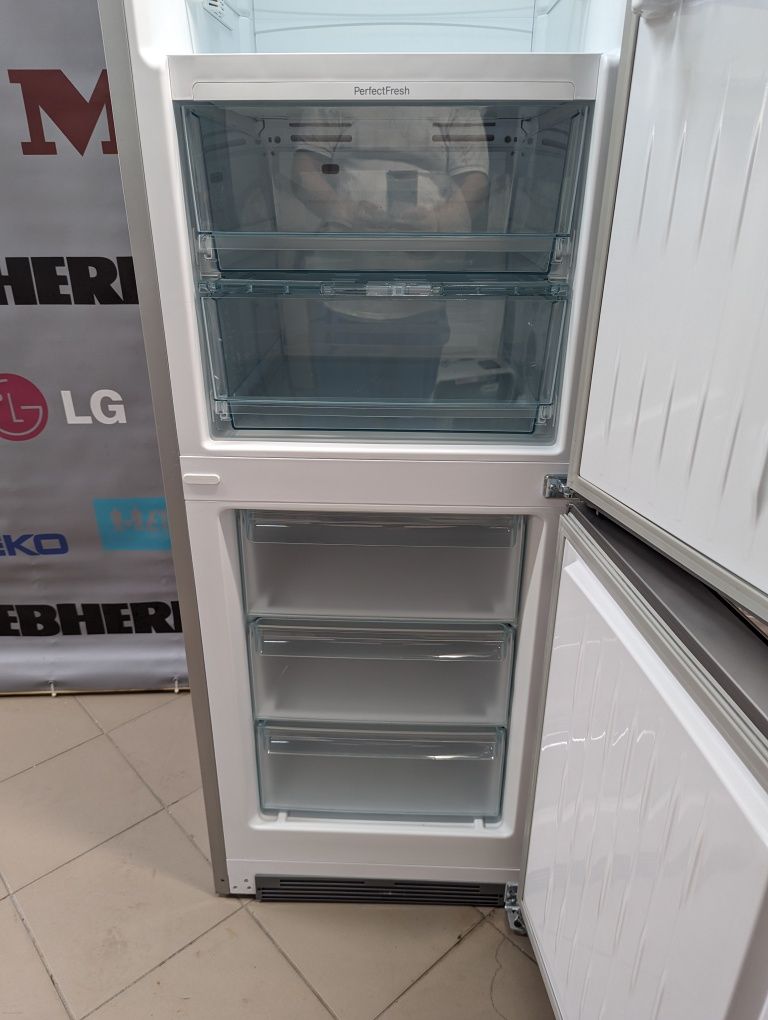 Холодильник 2к Miele KFN 29283 D bb