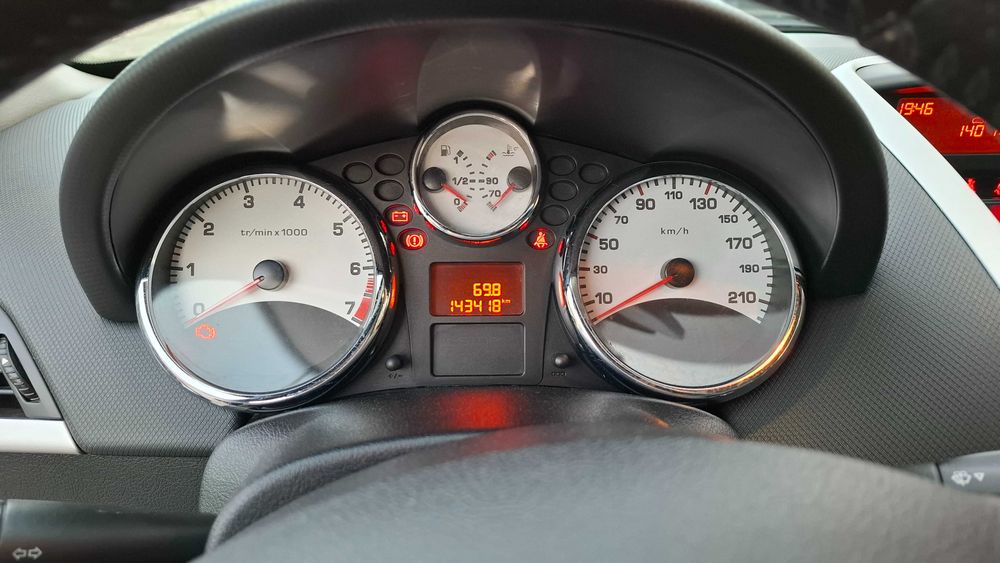 PEUGEOT 207, 1.4 Gasolina