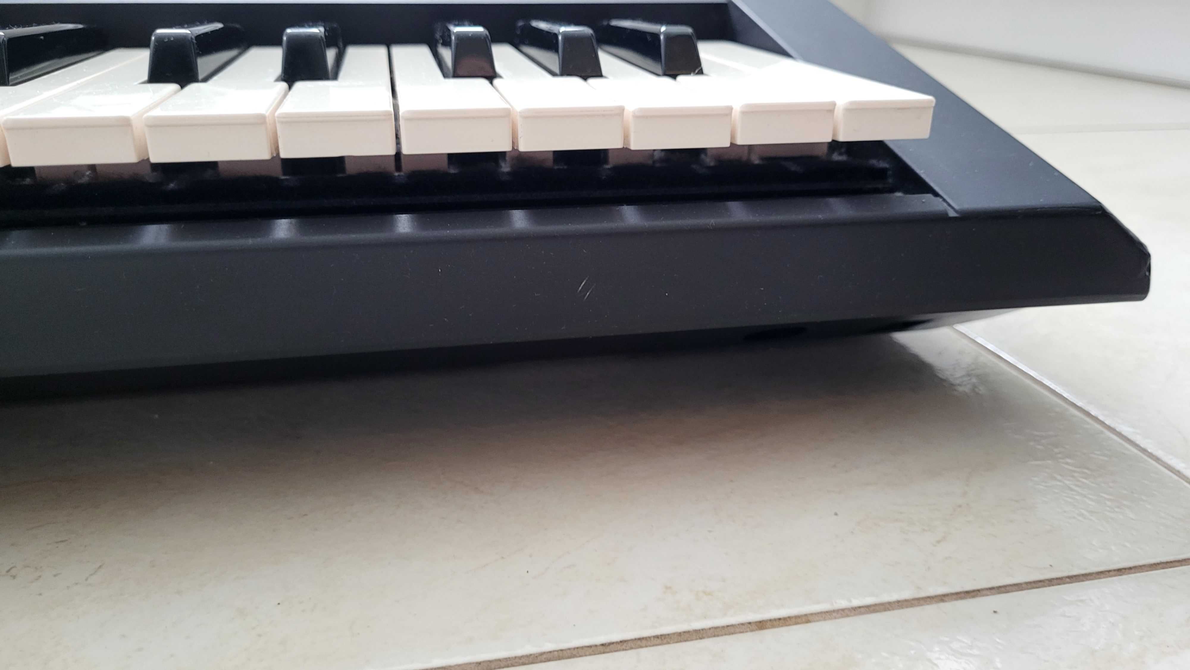 Sprzedam Yamaha PSR S950