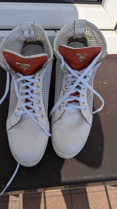 Prada Milano buty damskie na koturnie