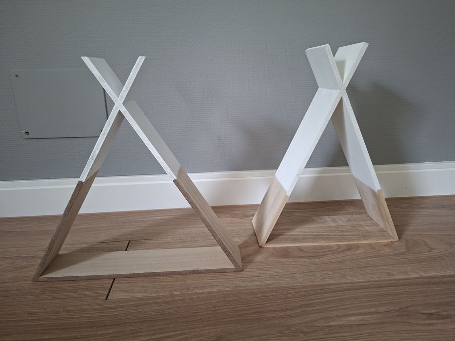 Półki na ścianę tipi nowe