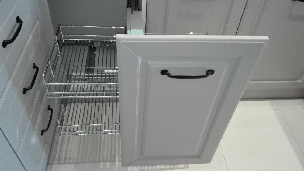 Meble kuchenne 2 kolory mdf lakier półmat front frezowany