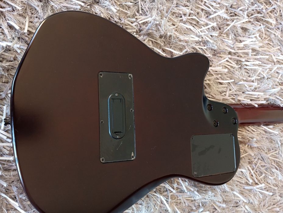 Guitarra Godin Multiac ACS SA - USA/Canadá