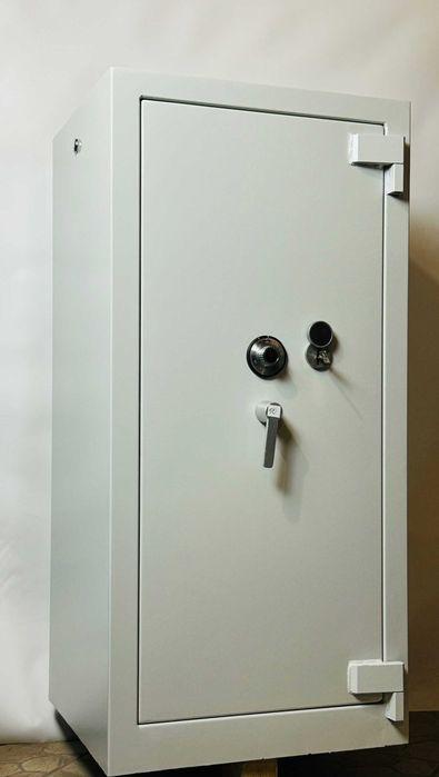 Sejfy bankowe, sejf do kantoru 300-900 kg faktura Vat dostawa Gratis