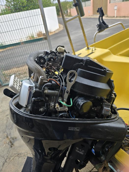 Barco de fibra 4,35m motor 4t