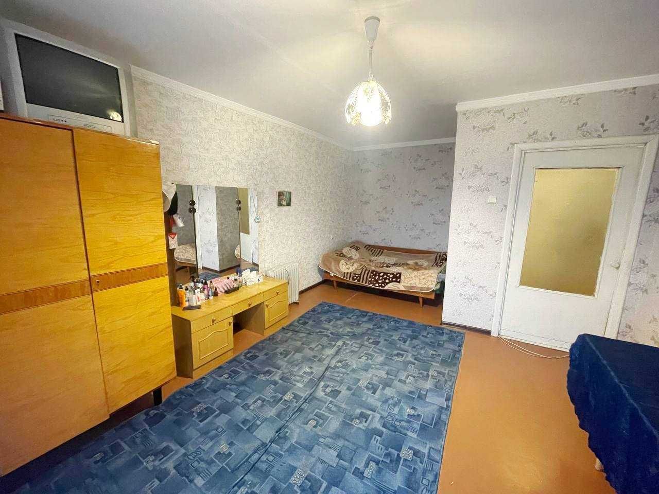 Продам 1 кімнатну квартиру біля Вісти на Сірка