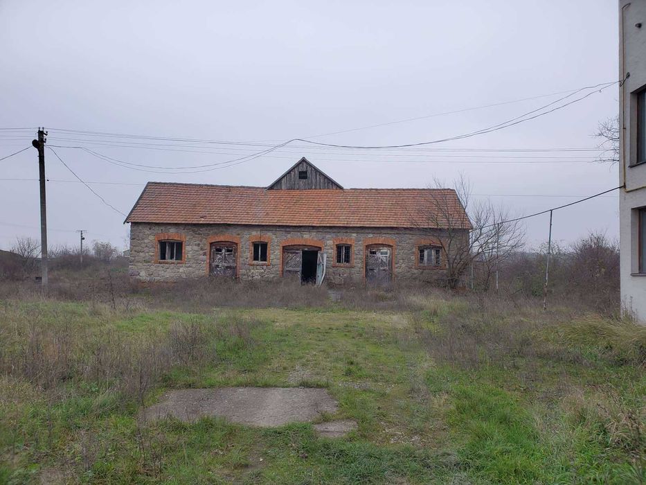 Будівля ферми під бізнес м. Берегове