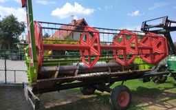 claas dominator 85 hydrostat