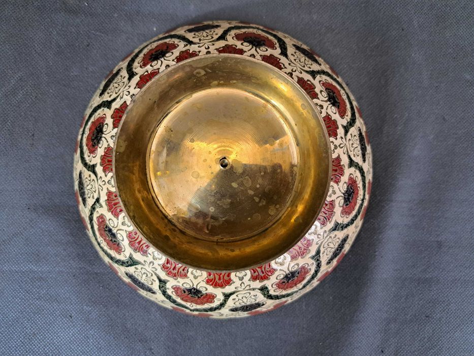 Patera mosiężna w kwiaty