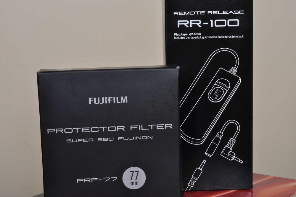 Parasol metálico Fuji para XF 16mm F: 1.4 WR. Novo.