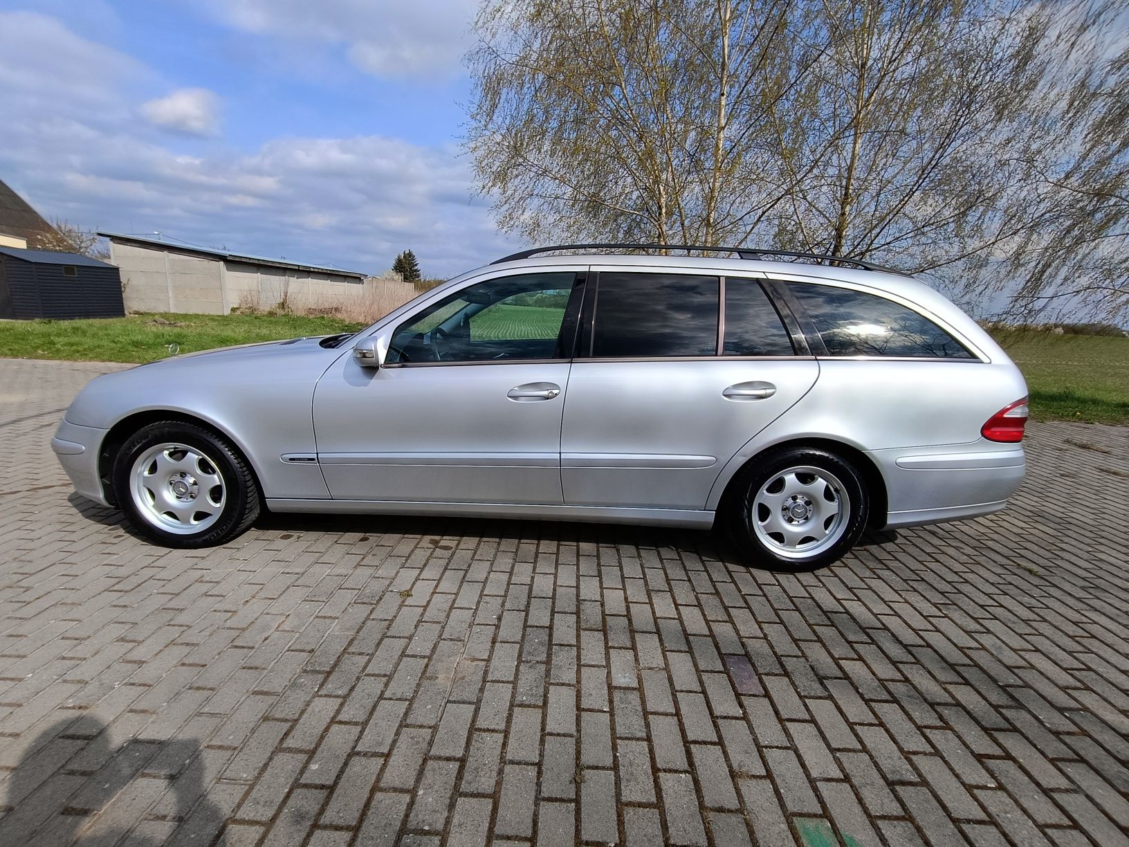 Sprzedam Mercedesa w211 3.2 cdi