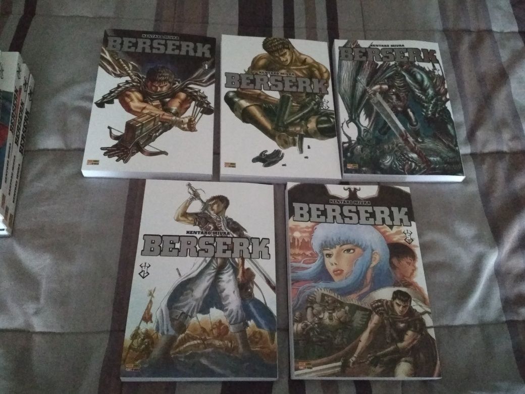 Berserk Vols. 1-41 + Guia + Ed. Especial Vol. 41 - Livros Panini venda