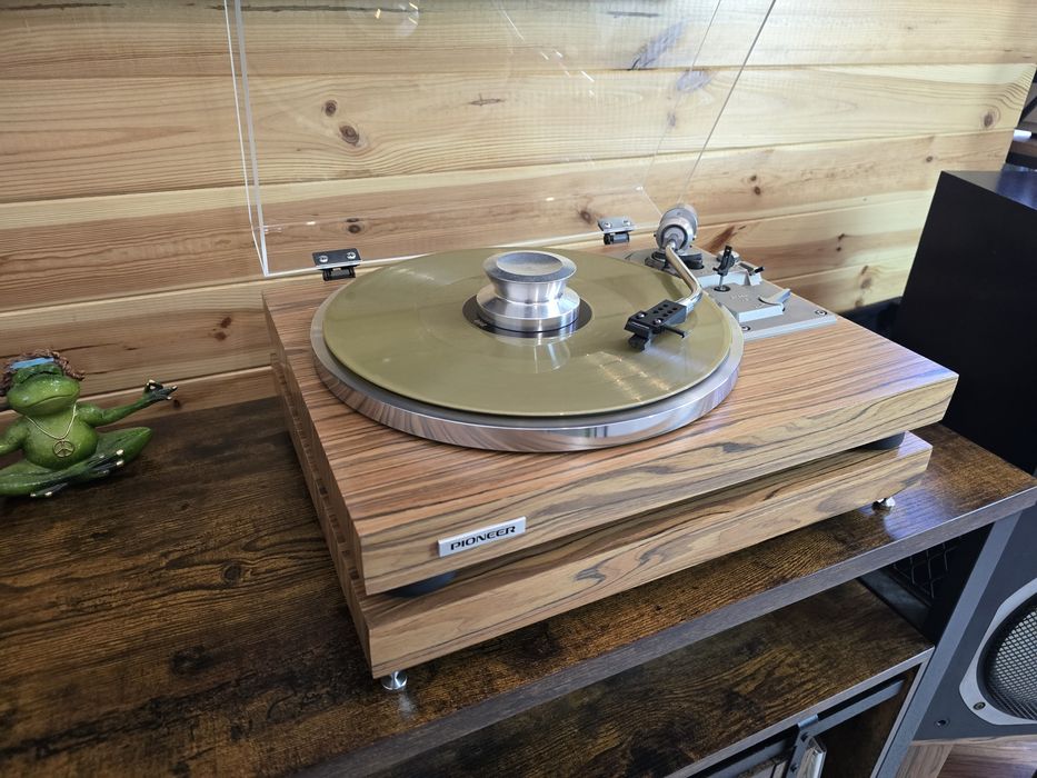 Gramofon Pioneer PL514