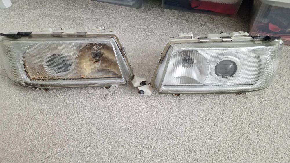 Lampy soczewki Audi 80 dwie sztuki
