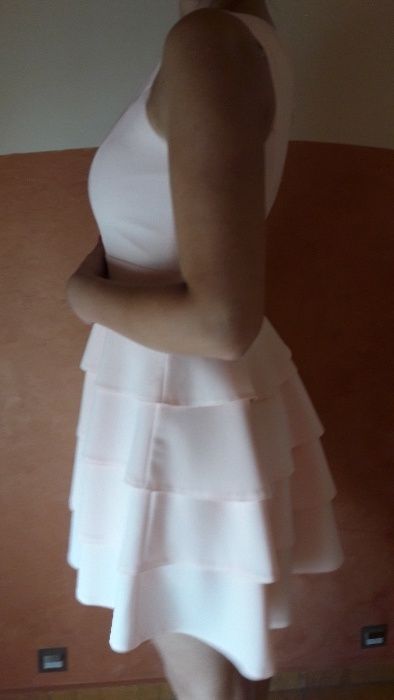 Sukienka różowa rozmiar M/L
