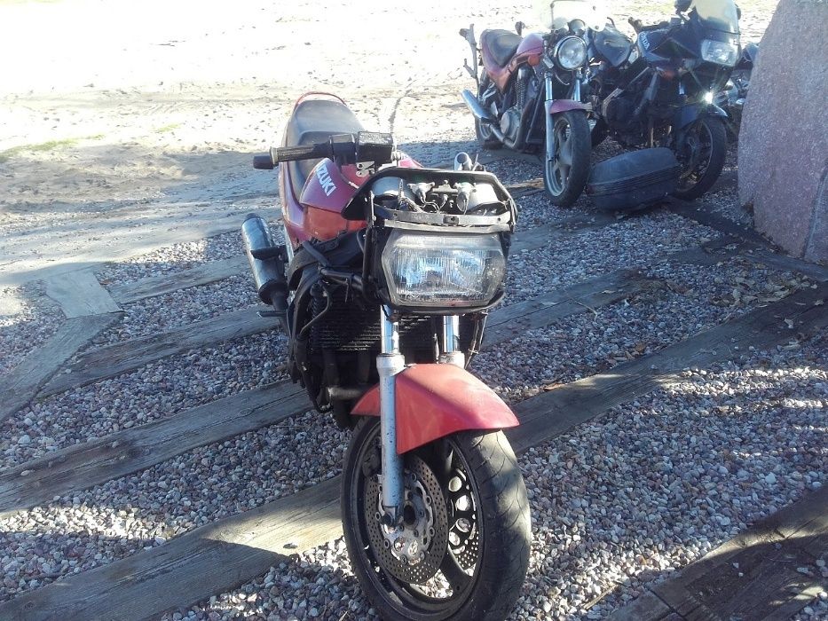 Suzuki gsxf750 gsxf 750 chłodnica gaźniki lagi bak tarcze koło części