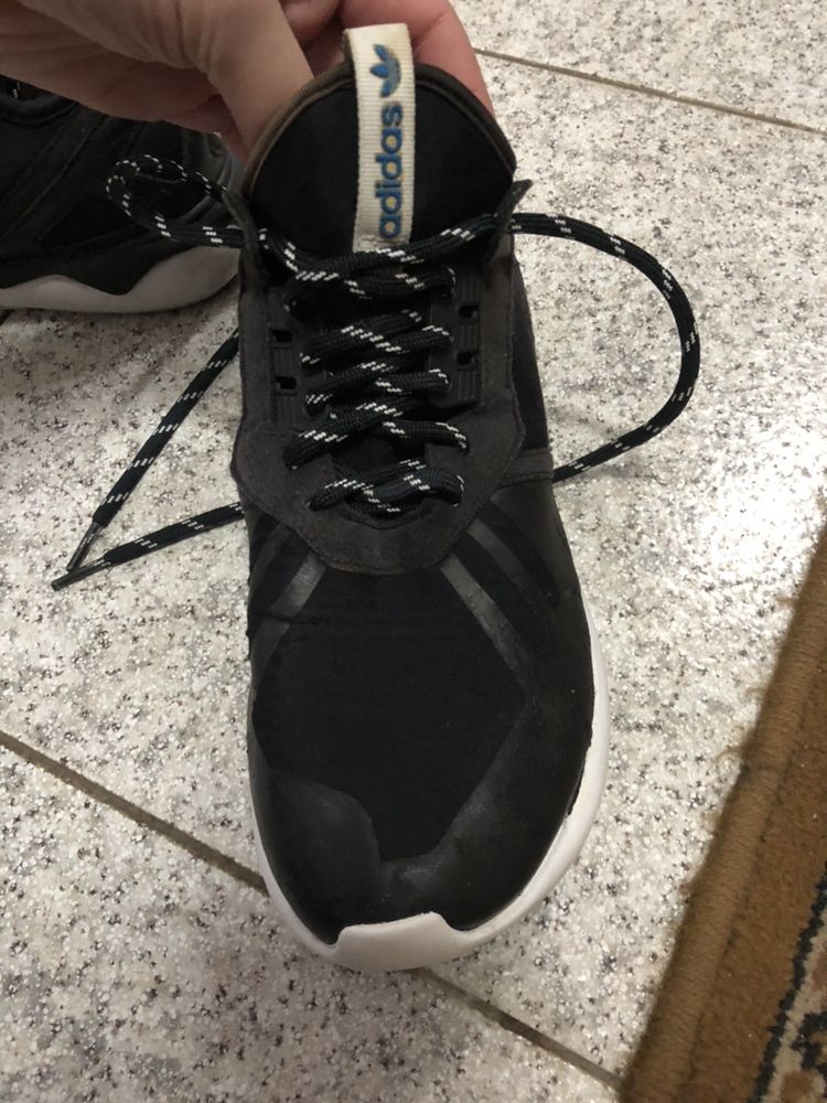 Adidas Tubular 42