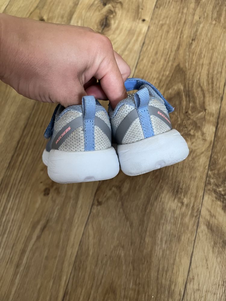 Кросівки Sketchers Adidas Next  21 розмір 13,5 устілка