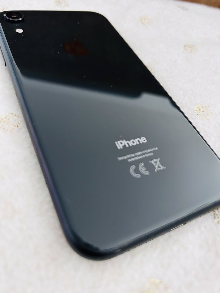 iPhone XR 64gb desbloqueado de operador