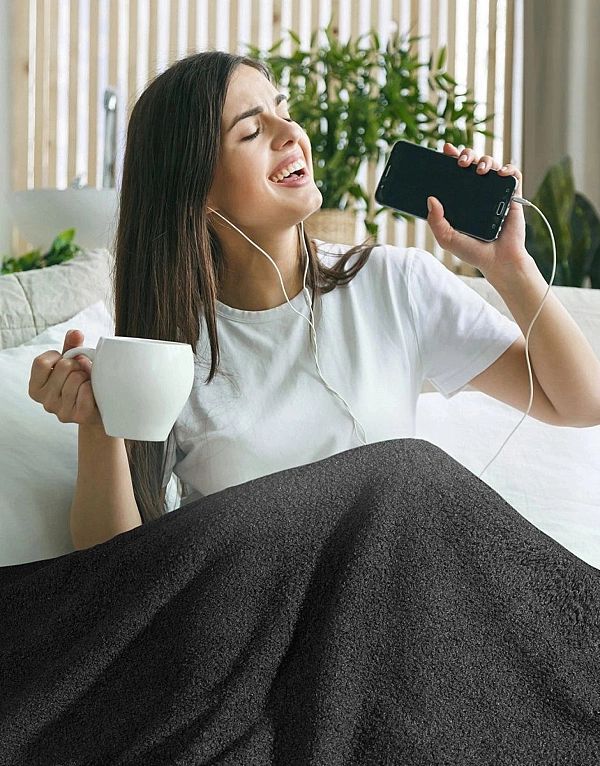 Koc Mikrofibra Jednokolorowy Miękki Pled Boucle Bukla 70x160