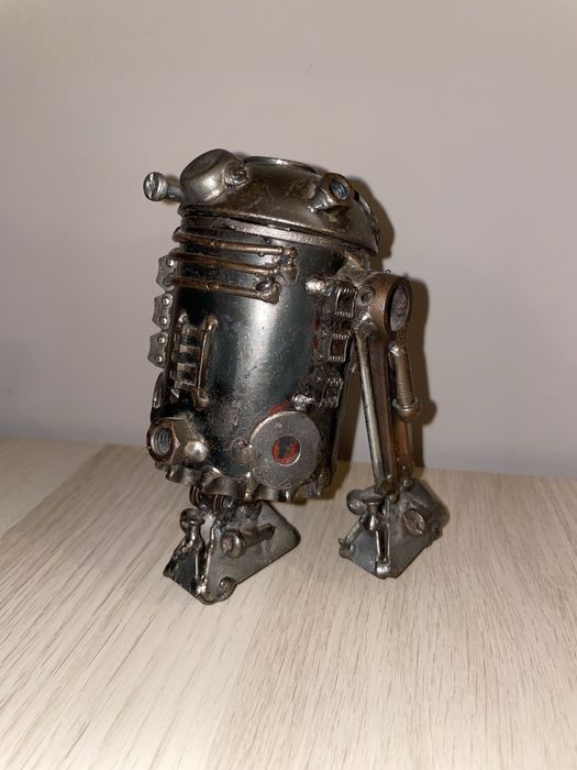 Figura de metal R2D2