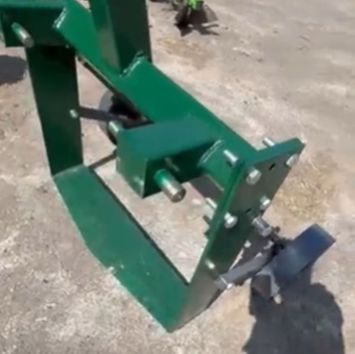 Скоба для підкопування цибулі, часнику та моркви