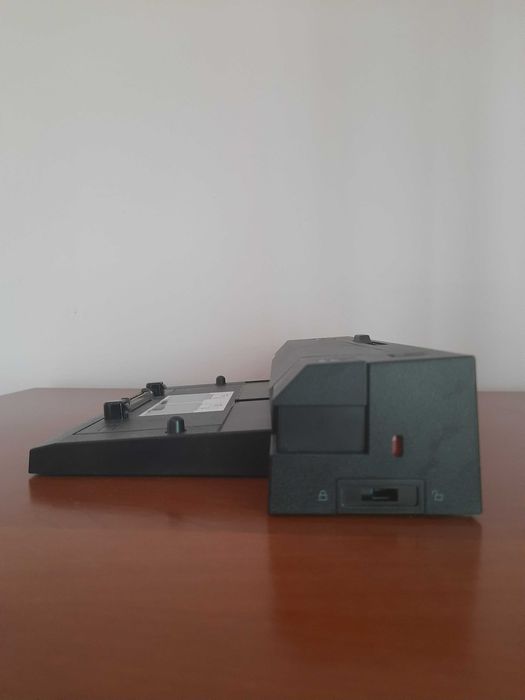 Dell E-Port K09A Docking station com carregador 130 w (com pouco uso)