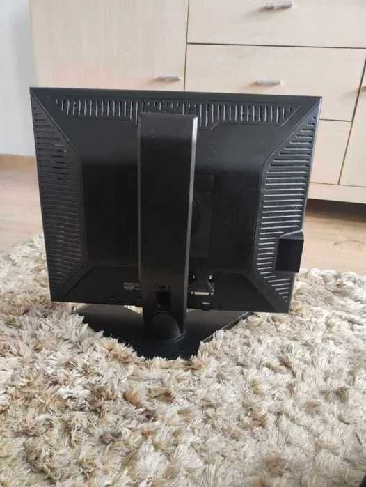 Monitor Dell 19" cali 1908FPM biurowy komputer