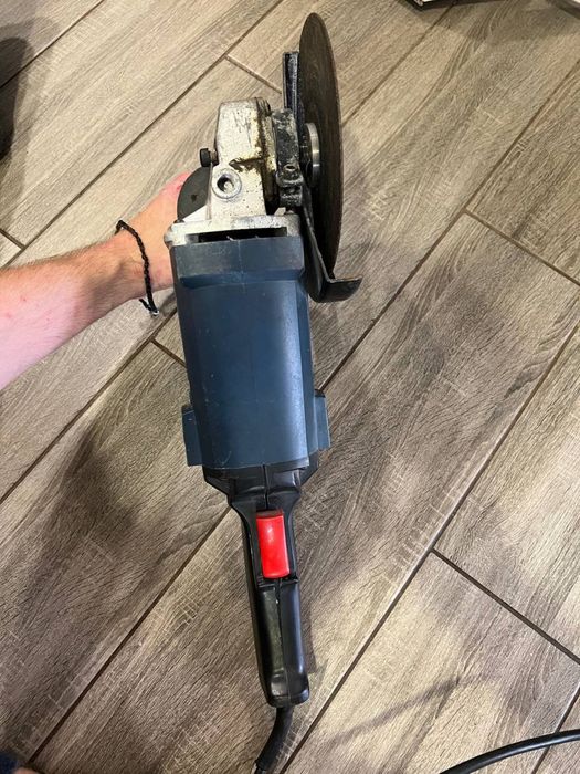 Продам болгарку Craft-tec PXAG-227 (180круг/1900вт)