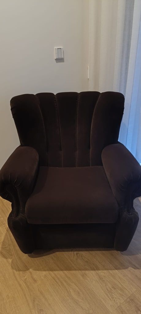 Poltrona/Sofá Castanha